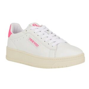 Nine West Dunnit Sneaker Size 8.5 women